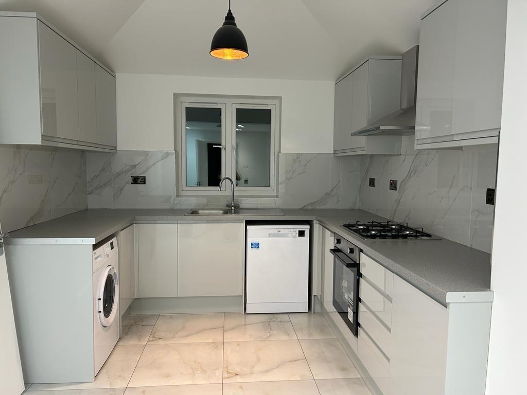 Gloss kitchen renovation — after renovation